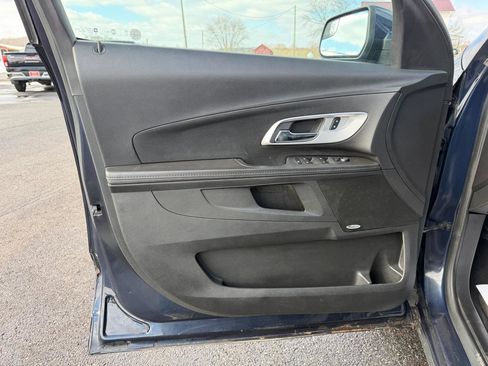 Used 2016 Chevrolet Equinox LTZ w/ Enhanced Convenience Package image 8