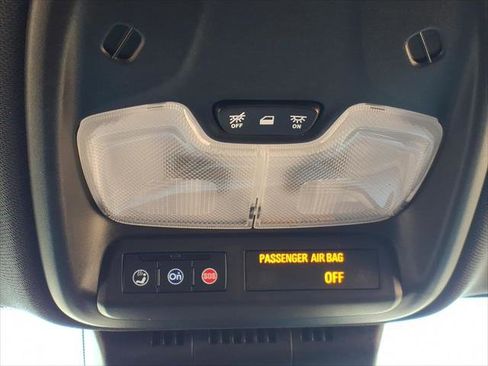 Used 2024 Chevrolet Colorado ZR2 AWD/4WD image 20