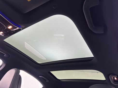 Used 2022 Mercedes-Benz C 300 C 300 w/ Exclusive Trim Package image 11