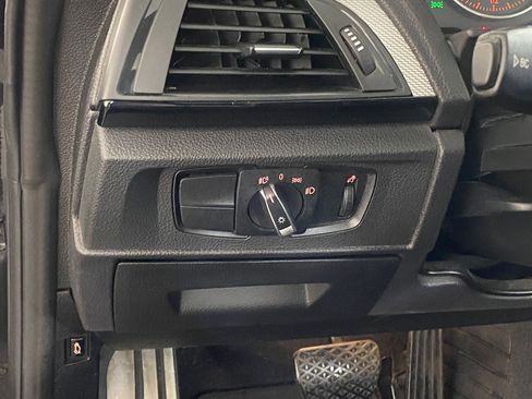 Used 2016 BMW M235i xDrive Coupe image 21