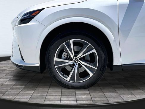 Used 2024 Lexus RX 350 FWD w/ Technology Package image 30