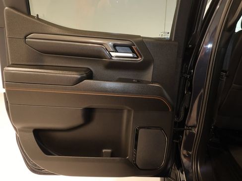 Used 2024 GMC Sierra 1500 AT4 w/ Technology Package AWD/4WD image 24