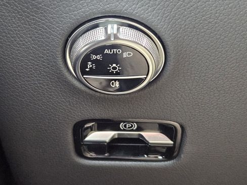 Certified 2026 Mercedes-Benz GLC 300 4MATIC image 21