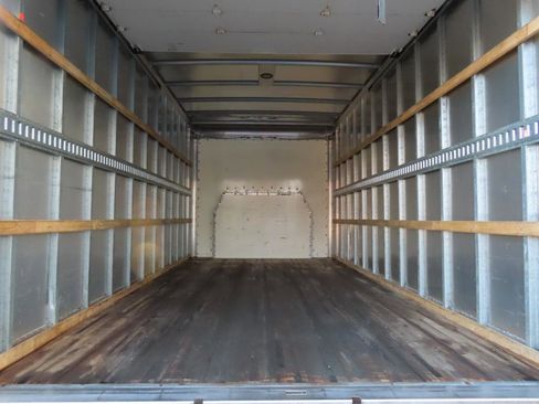 Used 2017 Ford E-350 and Econoline 350 Super Duty w/ Power Windows & Locks Group image 9