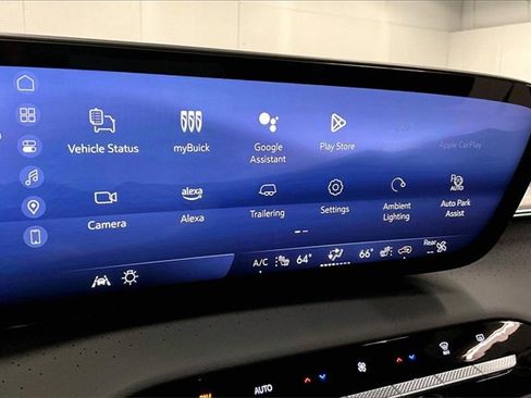 Used 2025 Buick Enclave Avenir w/ Super Cruise Package image 28