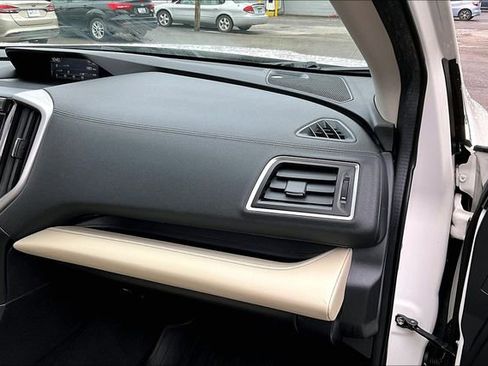 Used 2019 Subaru Ascent Limited w/ Popular Package #2A AWD/4WD image 16