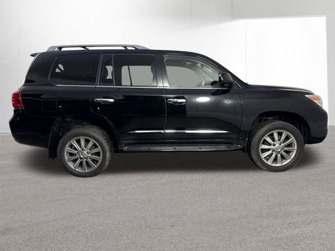 Used 2011 Lexus LX 570 4WD w/ Luxury Pkg image 39