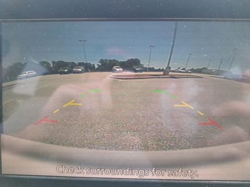 Used 2024 Nissan Pathfinder SV w/ Lighting Package (N92) FWD image 22
