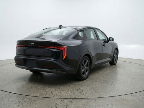Used 2025 Kia K4 FWD image 9