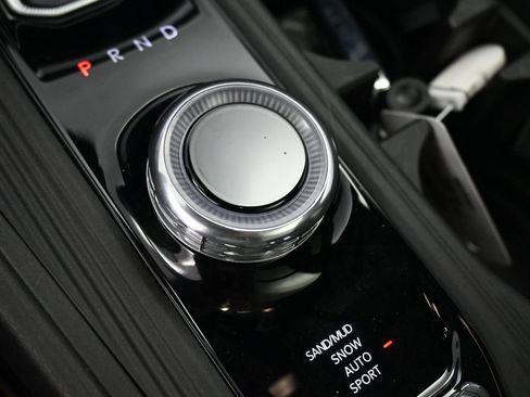 New 2026 Jeep Cherokee Limited image 19