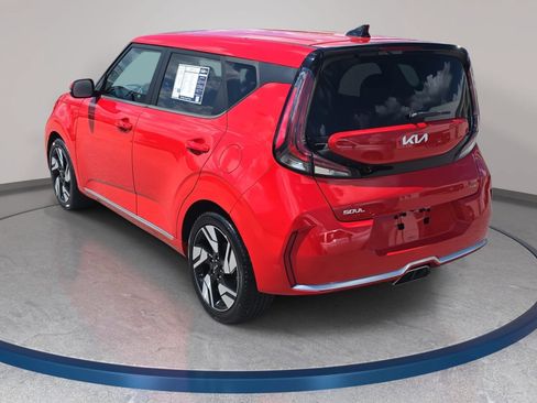 Used 2023 Kia Soul GT-Line FWD image 7