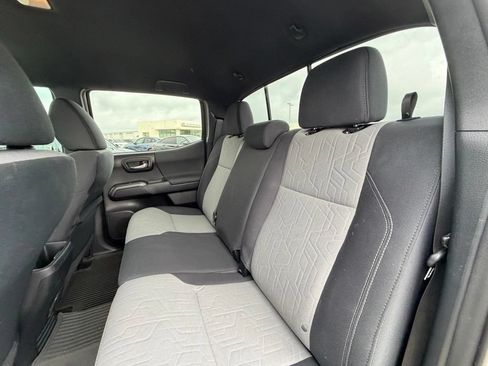 Used 2021 Toyota Tacoma TRD Off-Road AWD/4WD image 23