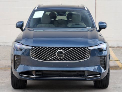 Used 2025 Volvo XC90 T8 Plus w/ Protection Package Premier AWD/4WD image 53
