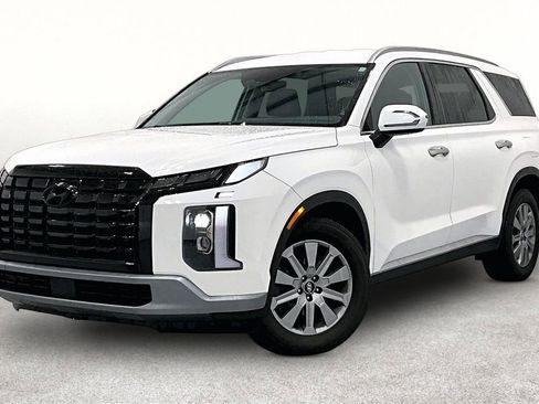 Used 2025 Hyundai Palisade SEL FWD image 14