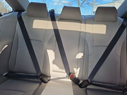 Certified 2025 Honda Accord SE image 17