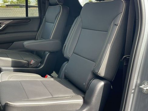 New 2026 GMC Yukon XL Elevation w/ Elevation Premium Package AWD/4WD image 15