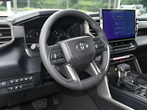 New 2025 Toyota Tundra SR5 image 4