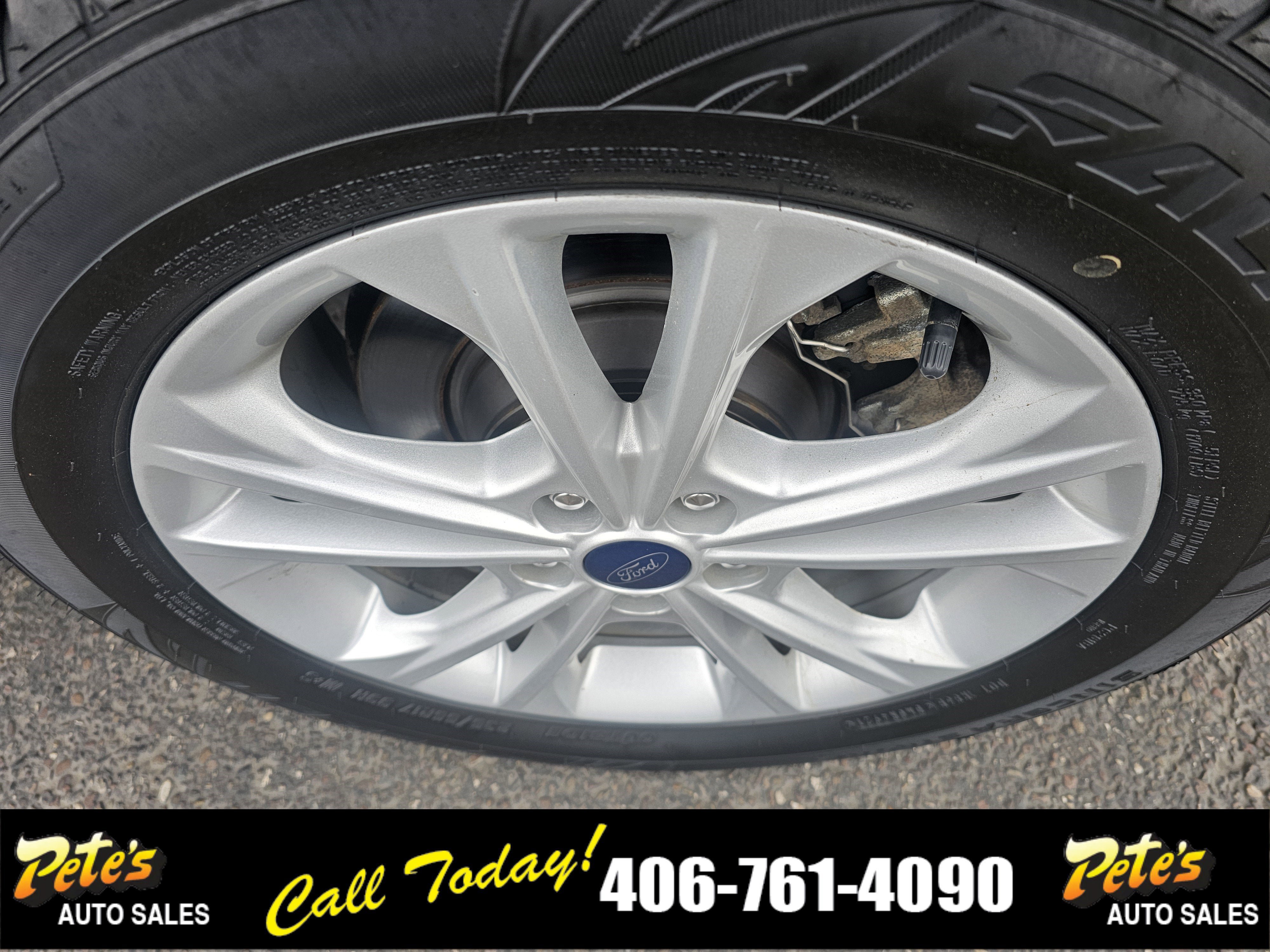 Used 2017 Ford Escape SE AWD/4WD image 10