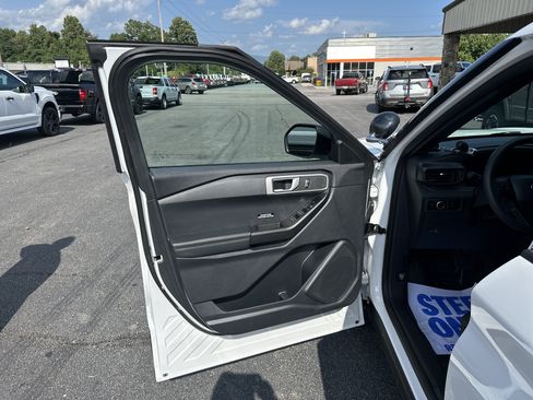 Used 2026 Ford Explorer 4WD Police Interceptor w/ Ready For The Road Package image 10
