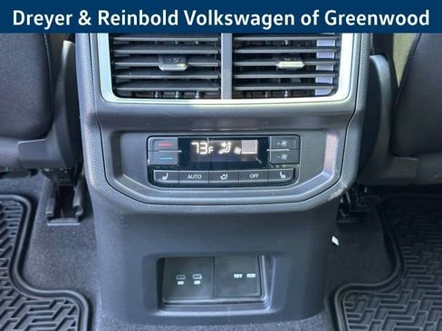 New 2026 Volkswagen Atlas SEL Premium R-Line AWD/4WD image 32
