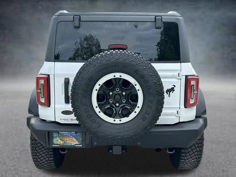 Used 2024 Ford Bronco Badlands w/ Sasquatch Package AWD/4WD image 7