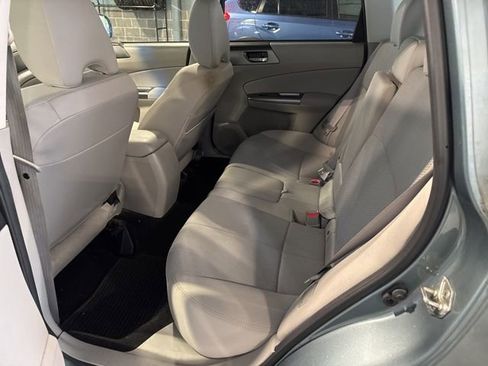 Used 2013 Subaru Forester 2.5X Premium AWD/4WD image 11