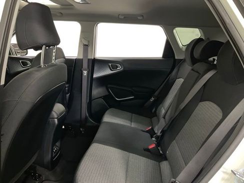 Used 2025 Kia Soul EX FWD image 33