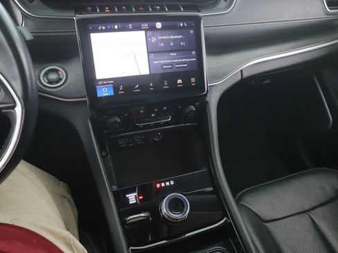 Used 2021 Jeep Grand Cherokee L Limited w/ Luxury Tech Group II image 28