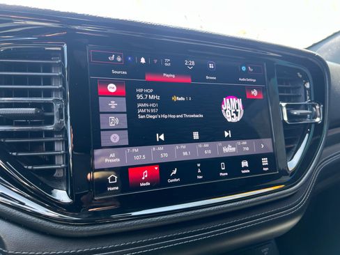 Used 2021 Dodge Durango GT RWD image 25