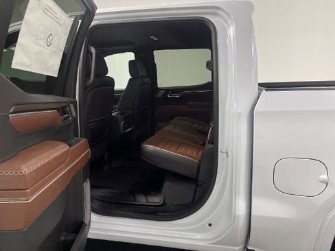 New 2026 GMC Sierra 1500 Denali Ultimate image 10