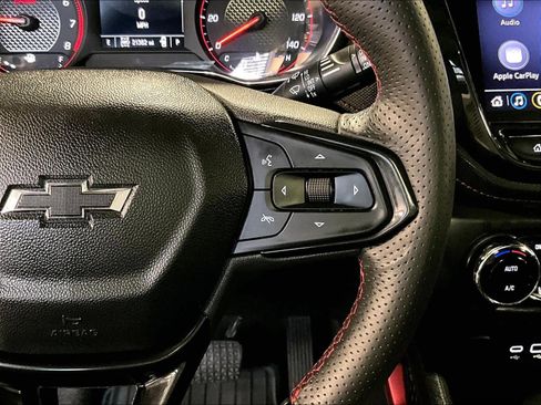 Used 2023 Chevrolet TrailBlazer RS w/ Sun and Liftgate Package image 25