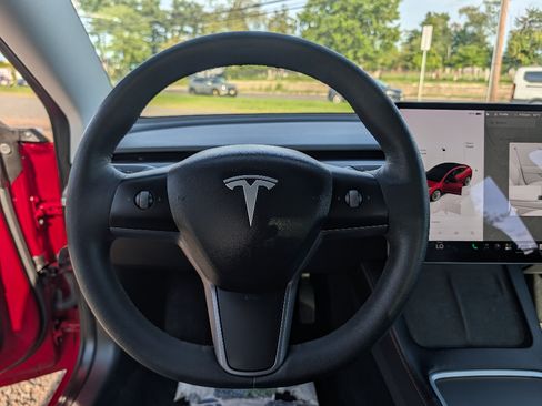 Used 2022 Tesla Model 3 Long Range AWD/4WD image 22