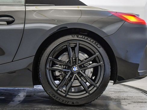 Certified 2022 BMW Z4 sDrive30i w/ M Sport Package image 11