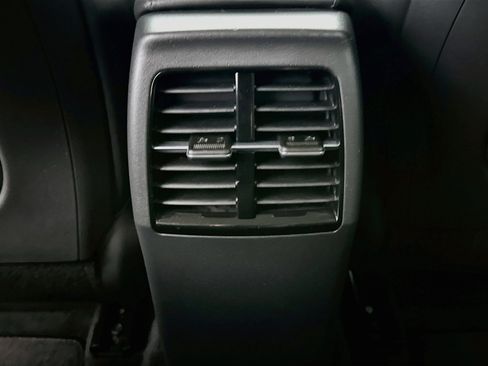 Used 2023 Kia Niro EX FWD image 28