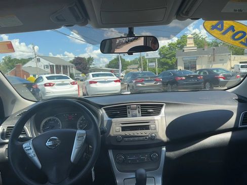 Used 2014 Nissan Sentra SR FWD image 21