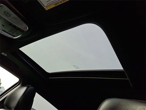 Used 2018 Jeep Grand Cherokee Altitude image 15