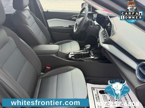 Used 2026 Chevrolet Trax LT FWD image 14