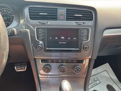 Used 2017 Volkswagen Golf Alltrack SE AWD/4WD image 29
