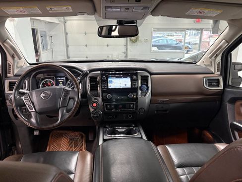 Used 2016 Nissan Titan Platinum Reserve image 16