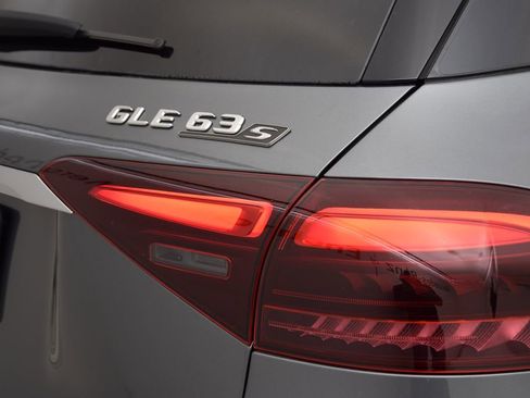 New 2026 Mercedes-Benz GLE 63 AMG S image 14