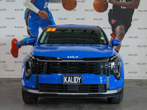 Used 2026 Kia Sportage EX FWD image 19