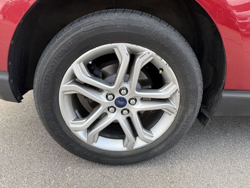 Used 2016 Ford Edge Titanium w/ Technology Package image 13