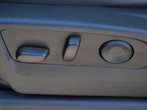 Used 2023 GMC Sierra 1500 AT4 w/ AT4 Premium Package image 36