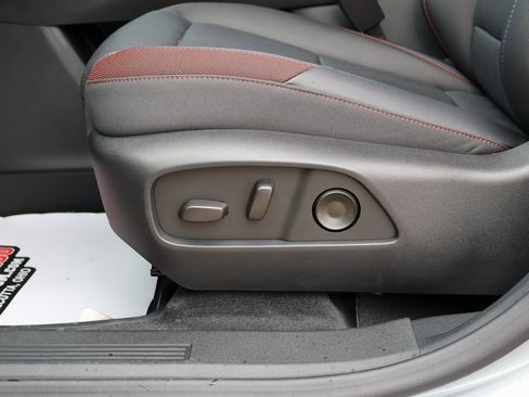 New 2026 Chevrolet Equinox RS w/ Convenience Package III image 12