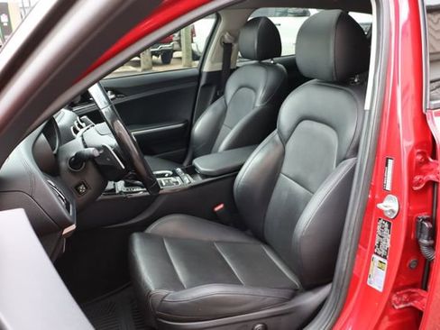Used 2019 Kia Stinger Premium AWD/4WD image 11