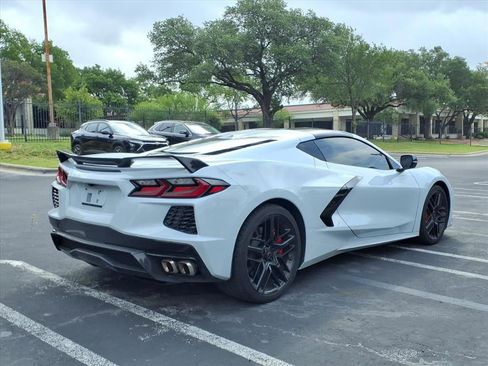 Used 2022 Chevrolet Corvette Stingray Preferred Cpe w/ Z51 Performance Package RWD image 6