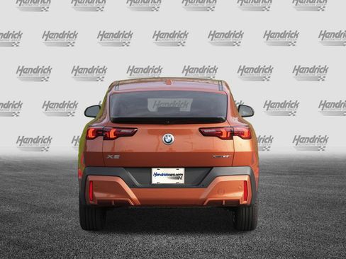Certified 2025 BMW X2 xDrive28i AWD/4WD image 8