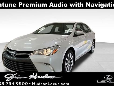 Used 2015 Toyota Camry XLE image 1