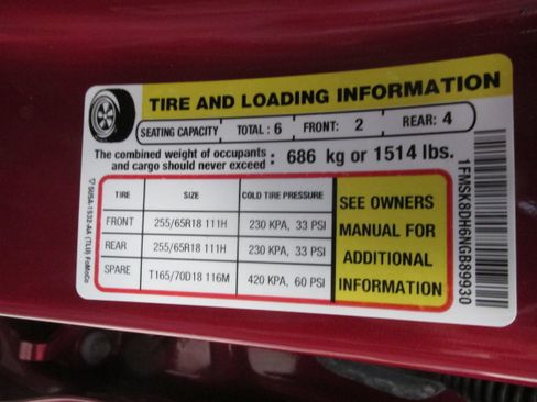 Certified 2022 Ford Explorer XLT w/ Equipment Group 202A image 48