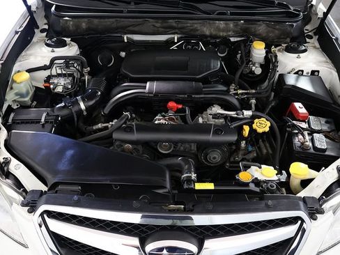 Used 2012 Subaru Legacy 2.5i Premium w/ All-Weather Pkg AWD/4WD image 34
